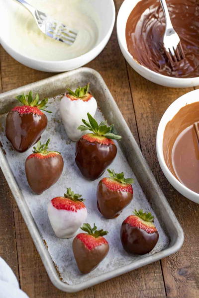 Chocolate Covered Strawberries Chocolate Covered Strawberries