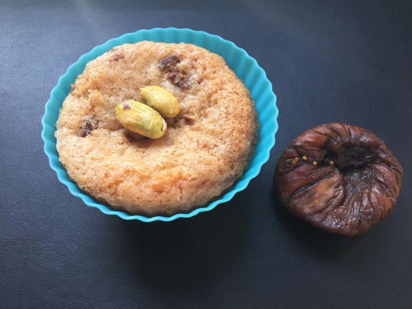 Fig and Pistachio Cupcake Fig and Pistachio Cupcake