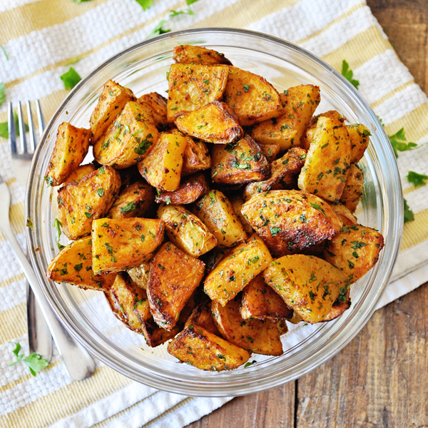 Roasted Spanish Potatoes with Paprika and Parsley Roasted Spanish Potatoes with Paprika and Parsley