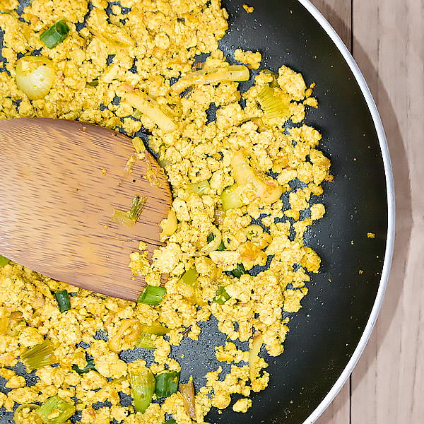 Vegan Scrambled Eggs Vegan Scrambled Eggs