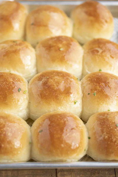 Perfectly Easy Dinner Rolls Perfectly Easy Dinner Rolls