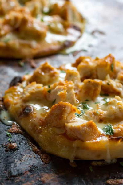 Traeger Buffalo Chicken Flatbread Traeger Buffalo Chicken Flatbread