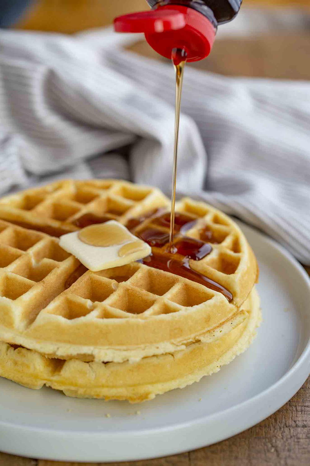 Belgian Waffles | RecipeLion.com