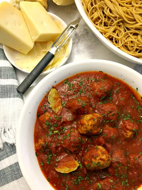 Whole Grain Spaghetti with Turkey Meatballs Whole Grain Spaghetti with Turkey Meatballs