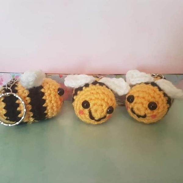 Bumble bee Bumble bee