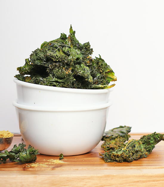 Cheesy Kale Chips Cheesy Kale Chips