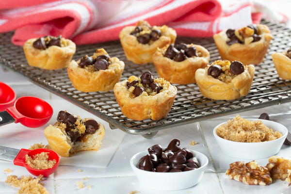 Chocolate Walnut Bites