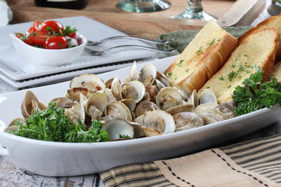 Garlic Steamed Clams