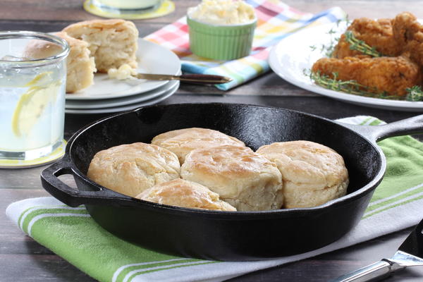 Cast-Iron Buttermilk Biscuits