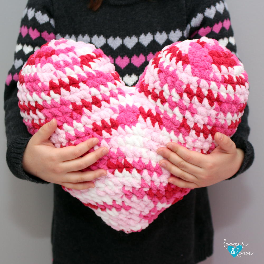 Crochet Heart Pillow | AllFreeCrochet.com