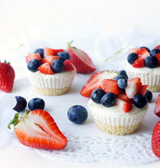 No-Bake Vegan Lemon Berry Cheesecake Cups No-Bake Vegan Lemon Berry Cheesecake Cups
