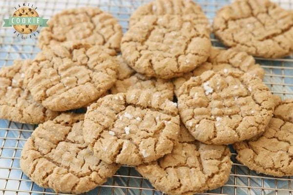 Easy Peanut Butter Cookies Easy Peanut Butter Cookies