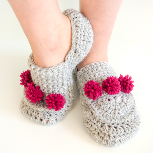 Mini Pom Pom Slippers Crochet Pattern Mini Pom Pom Slippers Crochet Pattern