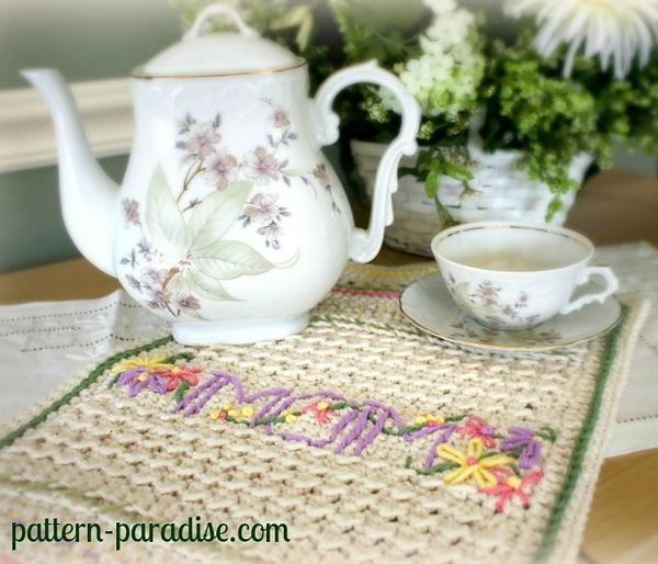 MOMogram Dishtowel MOMogram Dishtowel