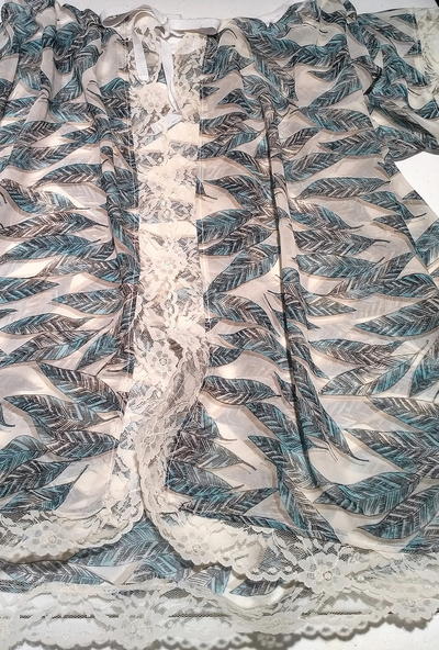 Simple DIY Free Delicate Vintage Top Pattern Simple DIY: Free Delicate Vintage Top Pattern