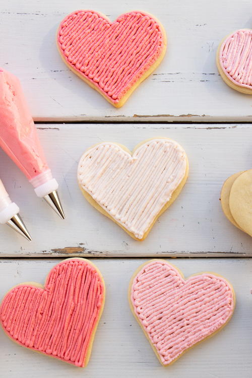 Valentine's Day Heart Sugar Cookies Valentine's Day Heart Sugar Cookies