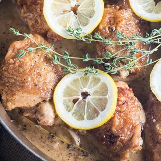 Lemon Garlic Sauvignon Blanc Braised Chicken Lemon Garlic Sauvignon Blanc Braised Chicken