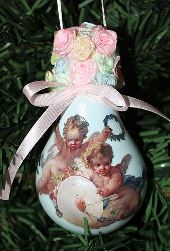Victorian Cherub Ornament Victorian Cherub Ornament