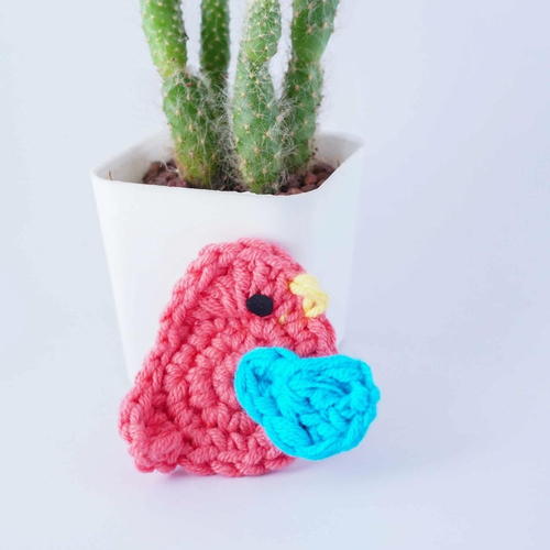 5 Minute Tiny Crochet Bird Applique 5 Minute Tiny Crochet Bird Applique