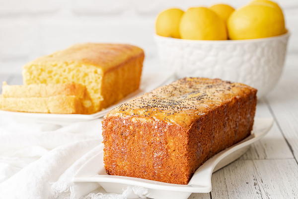 Easy Lemon Cake in Two Versions Easy Lemon Cake in Two Versions
