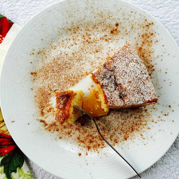 Pineapple and Mixed Berries Cake Pineapple and Mixed Berries Cake