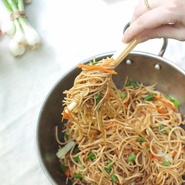 Easy Vegetable Chow Mein Easy Vegetable Chow Mein