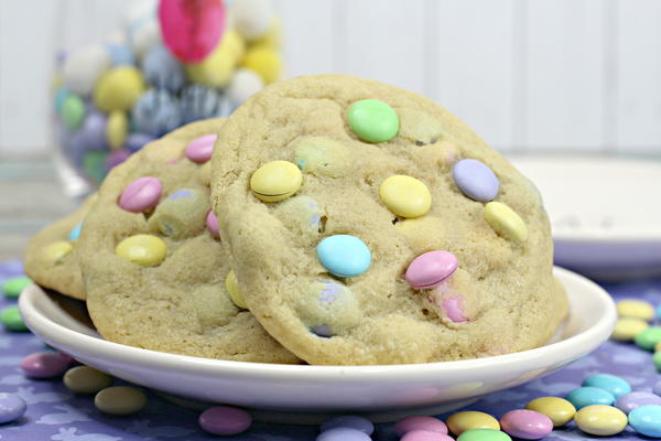 Jumbo MM Easter Cookies Jumbo M&M Easter Cookies