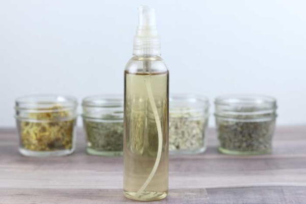 How to Make an Herbal Apple Cider Vinegar Hair Rinse Recipe For Any Hair Type How to Make an Herbal Apple Cider Vinegar Hair Rinse Recipe For Any Hair Type