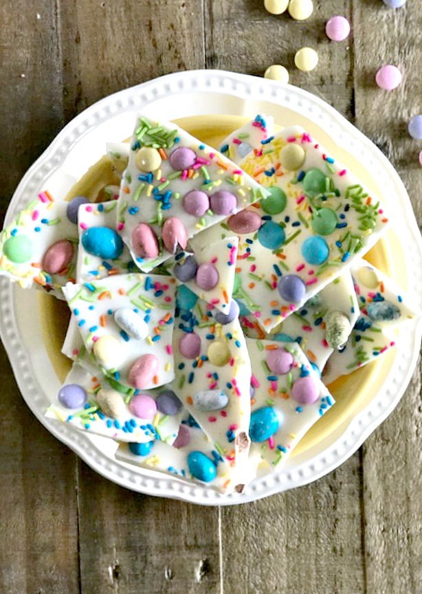 White Chocolate Easter Bunny Bark | TheBestDessertRecipes.com