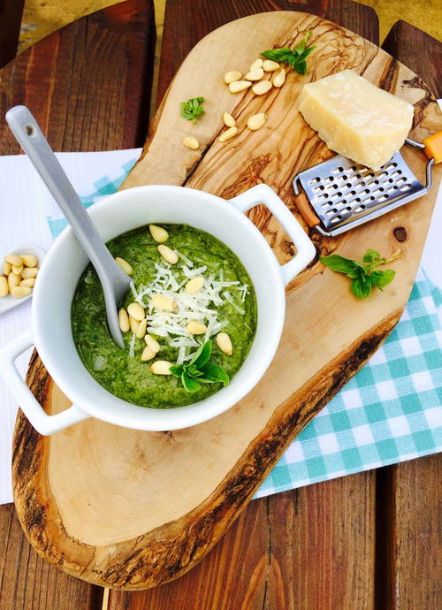 Creamy Genovese Homemade Pesto Sauce Creamy Genovese Homemade Pesto Sauce