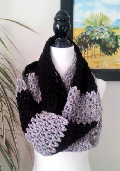 Easy Treble Crochet Infinity Scarf Easy Treble Crochet Infinity Scarf