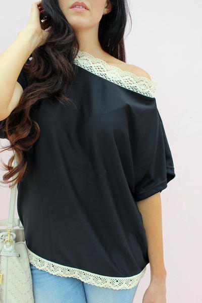 DIY Lace T-Shirt Refashion DIY Lace T-Shirt Refashion