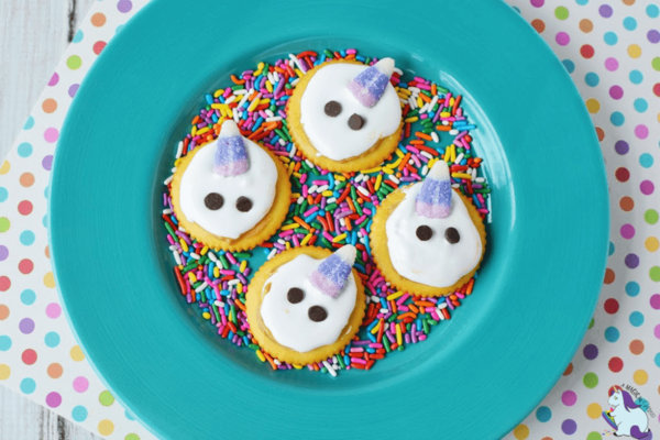 Cute and Easy Unicorn Crackers Cute and Easy Unicorn Crackers