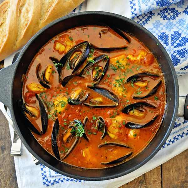 One-Pot Spicy Spanish Seafood Stew One-Pot Spicy Spanish Seafood Stew