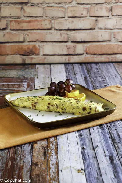 Copycat IHOP Bacon Temptation Omelette Copycat IHOP Bacon Temptation Omelette