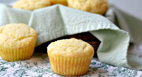 Easy Sweet Cornbread Muffins (Gluten Free)