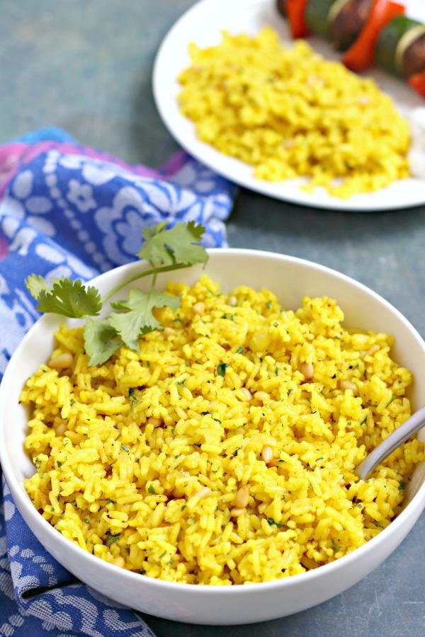 Mediterranean Yellow Rice | RecipeLion.com