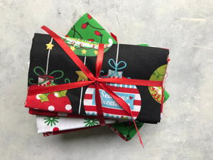 Fabric Editions Christmas Fat Quarter Giveaway