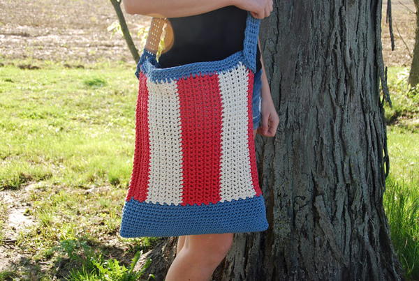 Easy Red White and Blue Crochet Bag