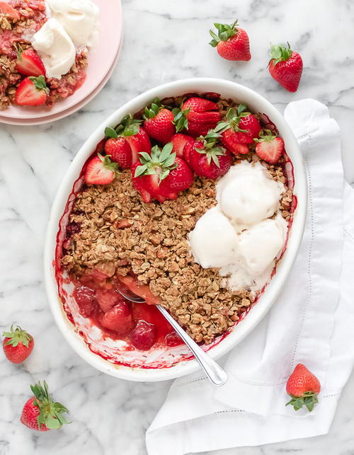 Vegan Strawberry Rhubarb Crisp Vegan Strawberry Rhubarb Crisp