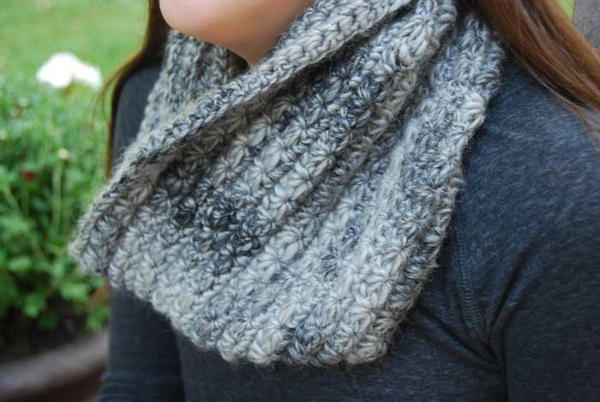Cozy Winter Crochet Cowl Cozy Winter Crochet Cowl