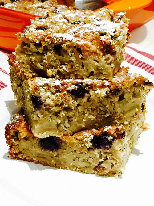 Apple Blueberries and Pomegranate Cake Apple Blueberries and Pomegranate Cake