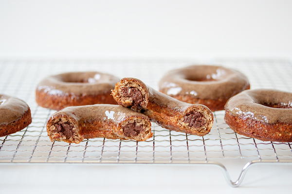Baked Donuts Filled with Healthy Nutella Baked Donuts Filled with Healthy Nutella
