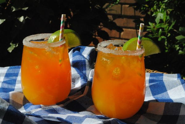 Refreshing Mango Margarita Refreshing Mango Margarita