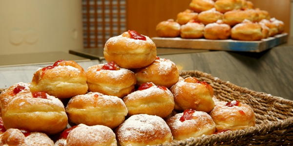 Sufganiyot Doughnuts Sufganiyot (Doughnuts)