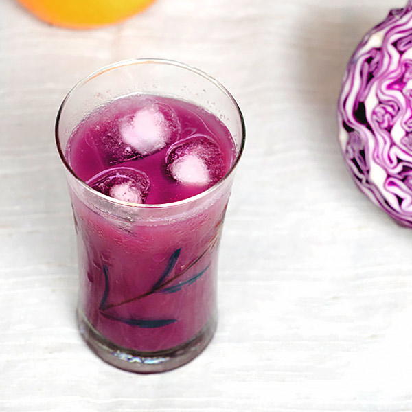 Red Cabbage Juice with Grapes and Mandarin Red Cabbage Juice with Grapes and Mandarin