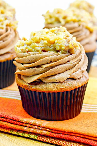 German Chocolate Cupcakes German Chocolate Cupcakes