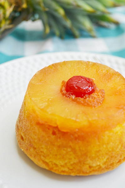 Pineapple Upside Down Cupcakes Pineapple Upside Down Cupcakes
