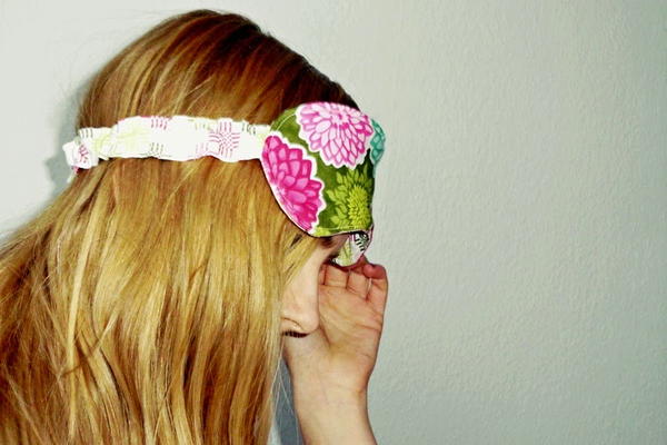 Scrunchy Strap Sleeping Mask Scrunchy Strap Sleeping Mask