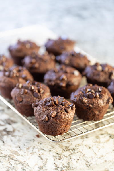 Healthy Chocolate Banana Muffins Healthy Chocolate Banana Muffins